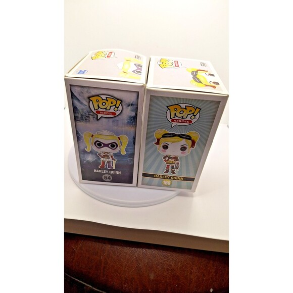 Funko Pop Heroes #166 DC Comics Bombshells Harley‎ Quinn  and Batman #54 - Picture 6 of 11